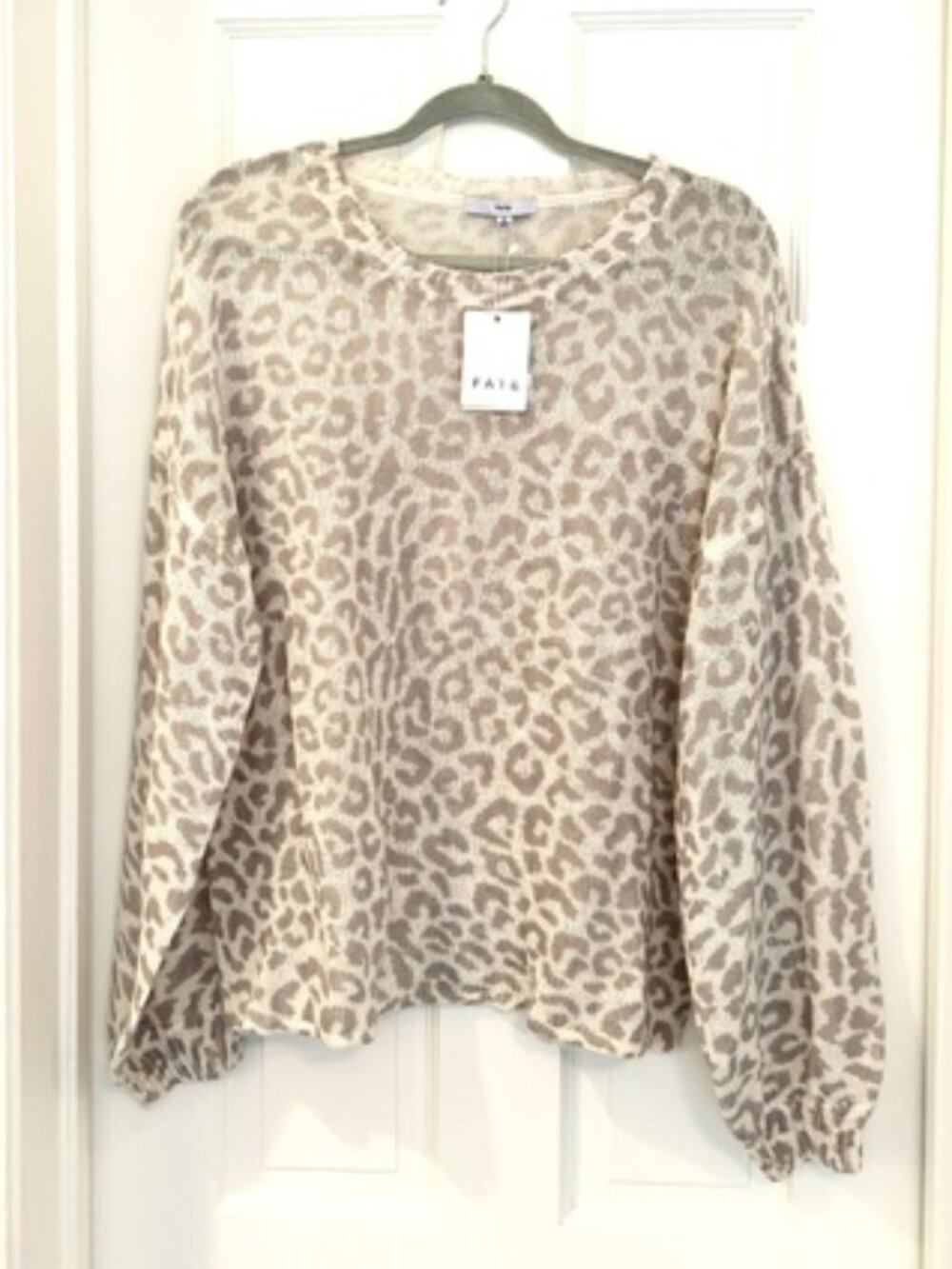 FATE Leopard Print Lightweight Sweater Beige Taupe Size S NWT